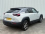 Mazda MX-30 e-SkyActiv 145 First Edition 36 kWh | 92,7% SOH | Navigatie | Climate Control | Cruise Control | Lichtmetalen velgen 18" | Apple Carplay/Android Auto
