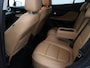 Opel Mokka X 1.4 Turbo Innovation Trekhaak, Apple Carplay/Android Auto, Parkeersensor voor/achter, Achteruitrijcamera, Voorstoelen verwarmd, Lederen bekleding, stuur verwarmd, Cruise control. Hoge instap, veel rijcomfort en een complete luxe uitvoering. . Een ideale gezinsauto met een luxe uitstraling en veel extra's.