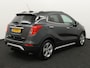 Opel Mokka X 1.4 Turbo Innovation Trekhaak, Apple Carplay/Android Auto, Parkeersensor voor/achter, Achteruitrijcamera, Voorstoelen verwarmd, Lederen bekleding, stuur verwarmd, Cruise control. Hoge instap, veel rijcomfort en een complete luxe uitvoering. . Een ideale gezinsauto met een luxe uitstraling en veel extra's.