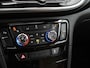 Opel Mokka X 1.4 Turbo Innovation Trekhaak, Apple Carplay/Android Auto, Parkeersensor voor/achter, Achteruitrijcamera, Voorstoelen verwarmd, Lederen bekleding, stuur verwarmd, Cruise control. Hoge instap, veel rijcomfort en een complete luxe uitvoering. . Een ideale gezinsauto met een luxe uitstraling en veel extra's.
