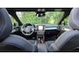 Volvo XC40 2.0 B3 Ultra Dark MY 2026 - 19” Wielen - Panoramadak - Harman Kardon Audio - 360 Cam - Climate - R980 Interieur – warming – Power seats met memory - Full led koplampen – Donkere hemel - Binnenkort beschikbaar