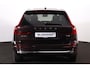 Volvo XC60 T6 Recharge AWD Plus Bright - Panorama/schuifdak - IntelliSafe Assist & Surround - 360º Camera - Harman/Kardon audio - Adaptieve LED koplampen - Verwarmde voorstoelen, stuur & achterbank - Parkeersensoren voor & achter - Elektr. bedienb. voorstoelen met geheugen - Head up display - Draadloze tel. lader - Extra getint glas - 19' LMV