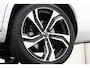 Volvo XC90 T8 RECHARGE AWD R-DESIGN -PANO.DAK|HARMAN/KARDON|LUCHTVERING|GEVENT.LEDER+MASSAGE|360°CAM|HEAD-UP DISP.|ADAP.LED|TREKHAAK|22"ALL-SEASON