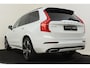 Volvo XC90 T8 RECHARGE AWD R-DESIGN -PANO.DAK|HARMAN/KARDON|LUCHTVERING|GEVENT.LEDER+MASSAGE|360°CAM|HEAD-UP DISP.|ADAP.LED|TREKHAAK|22"ALL-SEASON