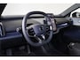 Volvo EX30 Extended Range Ultra 69 kWh - Panoramadak - Adaptive Cruise Control - Harman/Kardon audio - Verwarmde voorstoelen & stuur - Parkeersensoren voor & achter - Extra getint glas - 20' LMV