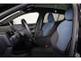Volvo EX30 Extended Range Ultra 69 kWh - Panoramadak - Adaptive Cruise Control - Harman/Kardon audio - Verwarmde voorstoelen & stuur - Parkeersensoren voor & achter - Extra getint glas - 20' LMV