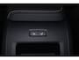 Volvo XC60 T8 Recharge AWD Ultra Black Edition - Luchtvering - Panorama/schuifdak - IntelliSafe Assist & Surround - 360º Camera - Bowers & Wilkins audio - Adaptieve LED koplampen - Verwarmde voorstoelen, stuur & achterbank - Parkeersensoren voor & achter - Elektr. bedienb. voorstoelen met geheugen - Head up display - Draadloze tel. lader - Extra getint glas - Inklapbare trekhaak - 21' LMV