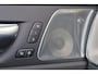 Volvo XC60 T8 Recharge AWD Ultra Black Edition - Luchtvering - Panorama/schuifdak - IntelliSafe Assist & Surround - 360º Camera - Bowers & Wilkins audio - Adaptieve LED koplampen - Verwarmde voorstoelen, stuur & achterbank - Parkeersensoren voor & achter - Elektr. bedienb. voorstoelen met geheugen - Head up display - Draadloze tel. lader - Extra getint glas - Inklapbare trekhaak - 21' LMV