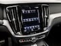 Volvo S60 2.0 T4 R-Design 190Pk Automaat (VIRTUAL COCKPIT, APPLE CARPLAY, GROOT NAVI, MEMORY SEATS, CAMERA, LEDER, SPORTSTOELEN, GETINT GLAS, PARKEERSENSOREN, NIEUWSTAAT)