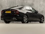 Volvo S60 2.0 T4 R-Design 190Pk Automaat (VIRTUAL COCKPIT, APPLE CARPLAY, GROOT NAVI, MEMORY SEATS, CAMERA, LEDER, SPORTSTOELEN, GETINT GLAS, PARKEERSENSOREN, NIEUWSTAAT)