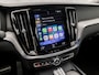 Volvo S60 2.0 T4 R-Design 190Pk Automaat (VIRTUAL COCKPIT, APPLE CARPLAY, GROOT NAVI, MEMORY SEATS, CAMERA, LEDER, SPORTSTOELEN, GETINT GLAS, PARKEERSENSOREN, NIEUWSTAAT)