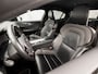 Volvo S60 2.0 T4 R-Design 190Pk Automaat (VIRTUAL COCKPIT, APPLE CARPLAY, GROOT NAVI, MEMORY SEATS, CAMERA, LEDER, SPORTSTOELEN, GETINT GLAS, PARKEERSENSOREN, NIEUWSTAAT)
