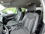Volkswagen Taigo 1.0 TSI Style 110PK DSG/AUTO | Achteruitrijcamera | Car Play | IQ Light | Navigatie | Parkeer sensoren | Airco auto | Stoelverwarming | Telefoonlader | DAB | 17"LMV