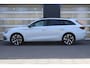 SEAT Leon Sportstourer 1.5 TSI e-Hybrid 204pk FR First Edition | 18" Velgen | Dodehoek Detectie