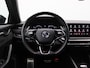 Skoda Octavia Combi 2.0 TSI RS 245PK DSG Panoramadak, Trekhaak, Virtual Pedal, Achteruitrijcamera, 19" LM Velgen, Adaptieve Cruise Control, Stoelverwarming, Keyless