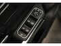 Mercedes-Benz B-klasse 200 Premium AMG Full-led Navigatie Carbon