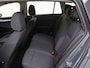 Volkswagen Golf Variant 1.5 eTSI Life Business | Trekhaak | Stoel- en stuurwielverwarming | Adaptieve cruise control | Navigatie | 3-zone airco | CarPlay | Parkeersensoren |