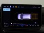 Volkswagen Golf Variant 1.5 eTSI Life Business | Trekhaak | Stoel- en stuurwielverwarming | Adaptieve cruise control | Navigatie | 3-zone airco | CarPlay | Parkeersensoren |