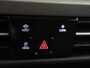 Volkswagen Golf Variant 1.5 eTSI Life Business | Trekhaak | Stoel- en stuurwielverwarming | Adaptieve cruise control | Navigatie | 3-zone airco | CarPlay | Parkeersensoren |