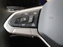 Volkswagen Golf Variant 1.5 eTSI Life Business | Trekhaak | Stoel- en stuurwielverwarming | Adaptieve cruise control | Navigatie | 3-zone airco | CarPlay | Parkeersensoren |