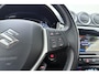Suzuki Vitara 1.4 Boosterjet Style Smart Hybrid 129pk | Panoramadak | Trekhaak | Climate Control | Cruise Control Adaptief | Camera | Stoelverwarming | Navigatie | Parkeersensoren