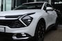 Kia Sportage 1.6 PHEV 4x4, Stoelverw voor+achter, Trekhaak, Elektrische voorstoelen etc.