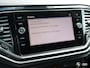 Volkswagen T-Roc 1.5 TSI SPORT BUSINESS R / ACC / CAMERA / TREKHAAK / 17"