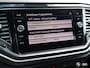 Volkswagen T-Roc 1.5 TSI SPORT BUSINESS R / ACC / CAMERA / TREKHAAK / 17"