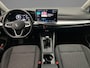 Volkswagen Golf Life Edition 1.5 TSI 115pk Adaptive cruise control, Achteruitrijcamera, Stoelverwarming, App connect, LED koplampen, Parkeersensoren, Airco, DAB, Radio