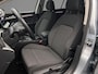 Volkswagen Golf Life Edition 1.5 TSI 115pk Adaptive cruise control, Achteruitrijcamera, Stoelverwarming, App connect, LED koplampen, Parkeersensoren, Airco, DAB, Radio