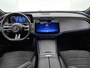 Mercedes-Benz E-klasse Estate 300 e AMG Plug-In Hybride Luchtvering | AMG Line Night Pakket | Trekhaak | 20 Inch AMG Velgen | Parkeerpakket met 360°-camera. Inclusief 24 maanden MB Certified garantie voor Europa.