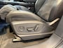 Audi E-tron 55 quattro S edition 95 kWh "Black Edition" | Pano | Trekhaak | 22" inch 'Black' | B&O | Head Up | Memory bestuurdersstoel | Sfeerverlichting |