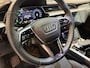 Audi E-tron 55 quattro S edition 95 kWh "Black Edition" | Pano | Trekhaak | 22" inch 'Black' | B&O | Head Up | Memory bestuurdersstoel | Sfeerverlichting |
