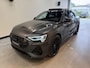 Audi E-tron 55 quattro S edition 95 kWh "Black Edition" | Pano | Trekhaak | 22" inch 'Black' | B&O | Head Up | Memory bestuurdersstoel | Sfeerverlichting |