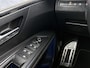 Peugeot 3008 1.6 HYbrid 225pk GT Automaat | Elektrisch Verstelb. Bestuurdersstoel | Schuif-/kanteldak | Elektrische Klep | Navigatie | Adaptieve Cruise Control | Stoelverwarming | Camera | 19"LMV | Dodehoekdetectie | Keyless Entry/Start |