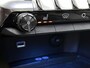 Peugeot 3008 1.6 HYbrid 225pk GT Automaat | Elektrisch Verstelb. Bestuurdersstoel | Schuif-/kanteldak | Elektrische Klep | Navigatie | Adaptieve Cruise Control | Stoelverwarming | Camera | 19"LMV | Dodehoekdetectie | Keyless Entry/Start |