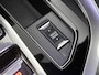 Peugeot 3008 1.6 HYbrid 225pk GT Automaat | Elektrisch Verstelb. Bestuurdersstoel | Schuif-/kanteldak | Elektrische Klep | Navigatie | Adaptieve Cruise Control | Stoelverwarming | Camera | 19"LMV | Dodehoekdetectie | Keyless Entry/Start |
