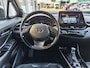 Toyota C-HR / C-HR+ 1.8 Hybrid Dynamic Sport | Trekhaak | JBL | Navi | Alcantara/Lee