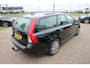 Volvo V50 2.4 D5 Edition II / Leer / MOTOR + BAK = GOED !
