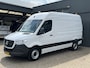 Mercedes-Benz Sprinter 314 2.2 CDI L2H2 EURO VI-D Werkplaats inrichting Airco Cruise controle Trekhaak 2800kg Kastinrichting Omvormer Apple carplay 1e Eigenaar Euro 6 Bpm vrij voor particulier gebruik!!