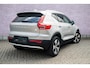 Volvo XC40 1.5 T4 Plug-in Hybrid Plus Bright | PHEV | Achteruitrijcamera | Harman Kardon Audio | Keyless Entry | Elektrische Achterklep | Navigatie | Apple Carplay | Android Auto | Elektrisch Verstelbare Voorstoelen | Stoelverwarming