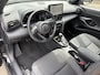 Toyota Yaris Cross 1.5 Hybrid 115 Dynamic | Sensoren v/a | Stuur + Stoelverwarming