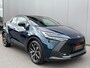Toyota C-HR / C-HR+ 1.8 Hybrid 140PK First Edition Bi-Tone/Winter-pack/Gr.-navigatie/Elektr.klep/Camera/Adapt.-cruise