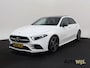 Mercedes-Benz A-klasse 180 Business Solution AMG|PANO|SFEER|CAMERA|NL AUTO|MEMORY|DEALER ONDERHOUDEN