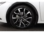 Toyota Prius 2.0 Plug-in Executive | Apple Carplay/Android Auto | Stoel/Stuurverwarming | Elektrische Achterklep | Parkeersensoren |