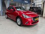 Mazda 2 1.5 SKYACTIV-G 90PK Dynamic | Navigatie | Airco | Lm velgen | Parkeersensoren | Cruise control | NAP | Rijklaar prijs!