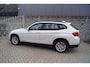 BMW X1 SDrive20i Executive Autom Navi Professional Clima Xenon Cruise PDC LMV Trekhaak enz NL Auto.