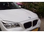 BMW X1 SDrive20i Executive Autom Navi Professional Clima Xenon Cruise PDC LMV Trekhaak enz NL Auto.