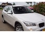 BMW X1 SDrive20i Executive Autom Navi Professional Clima Xenon Cruise PDC LMV Trekhaak enz NL Auto.