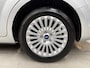 Ford Focus 1.8 16V 125PK Limited | Airco | Trekhaak | Navigatie | LM velgen | Voorruit verwarming | Nieuwe APK | NAP | Rijklaar prijs!